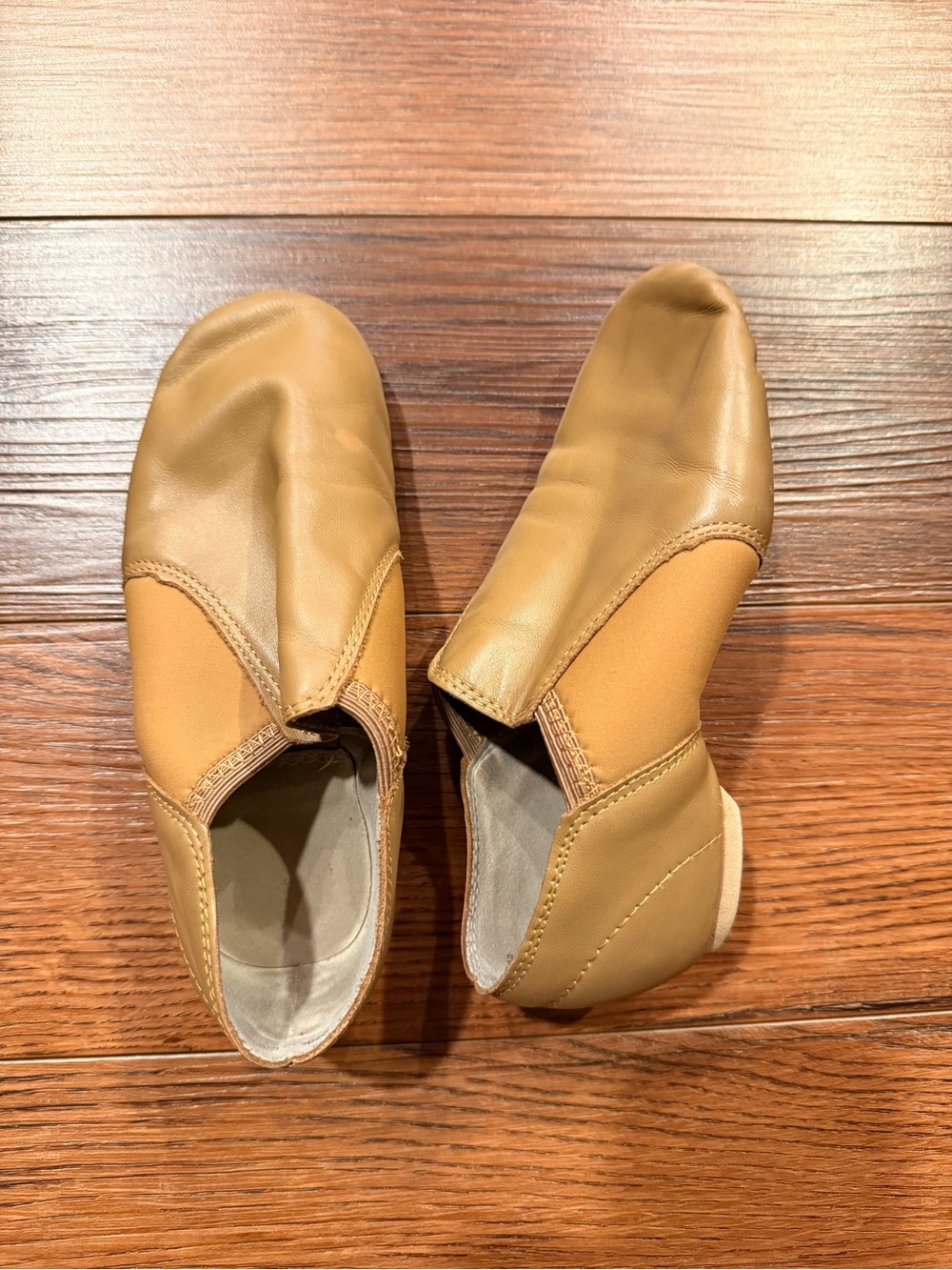 Girls Tan Slip-On Dance / Jazz Shoes